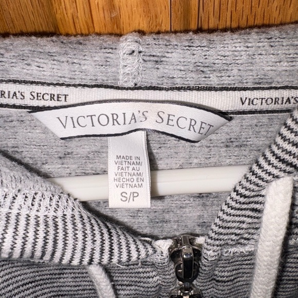 Victoria's Secret Light Gray Zip-Up Hoodie - Picture 4 of 4